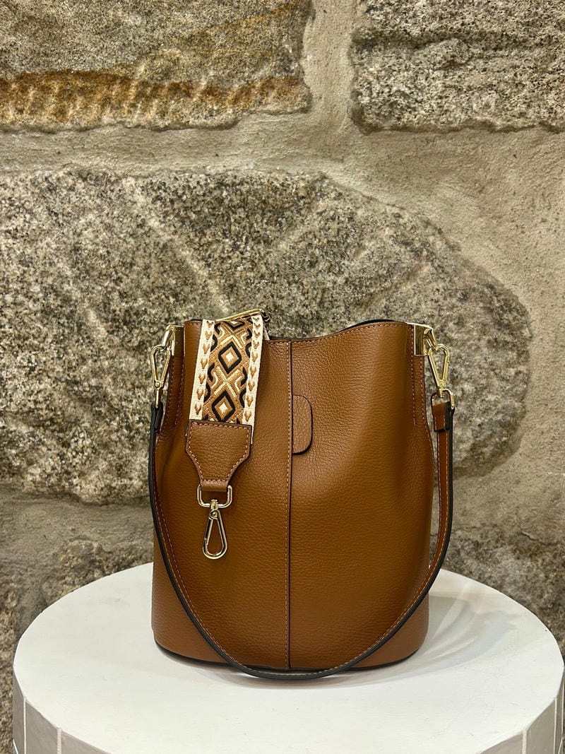 Bombonera camel piel