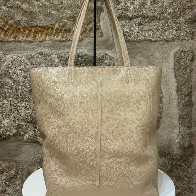Bolso shopper piel beige