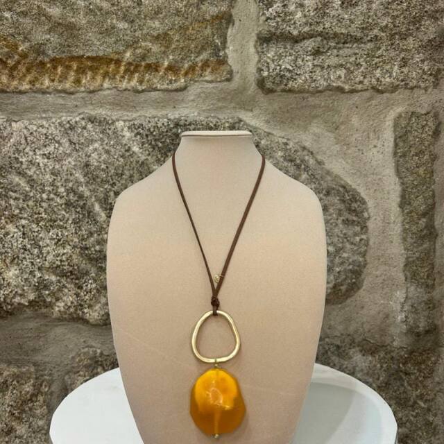 Collar cordón