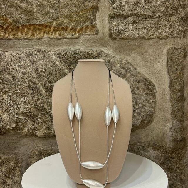 Collar plata